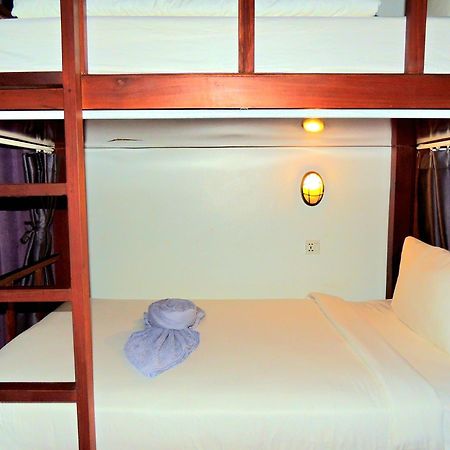 Darling Pub Hostel Siem Reap Exterior photo