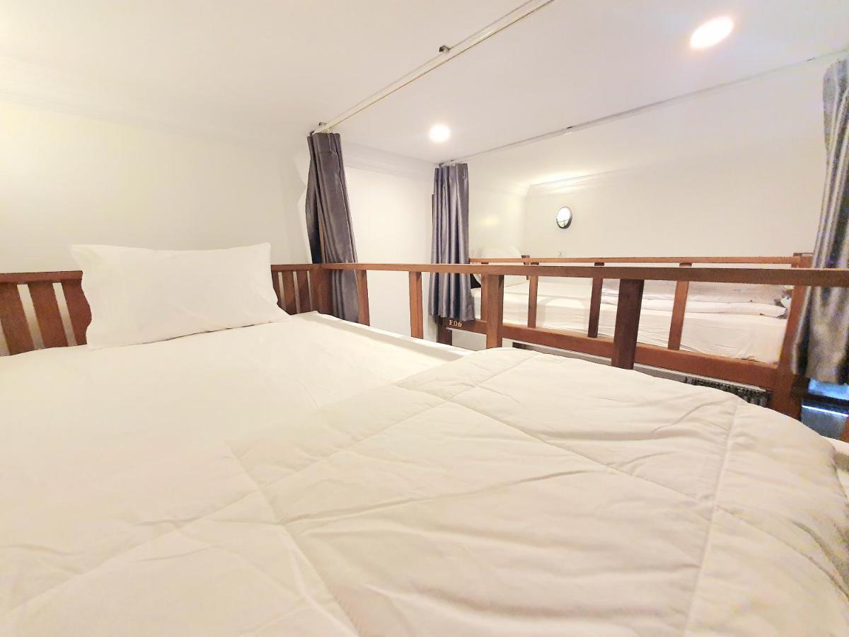 Darling Pub Hostel Siem Reap Exterior photo