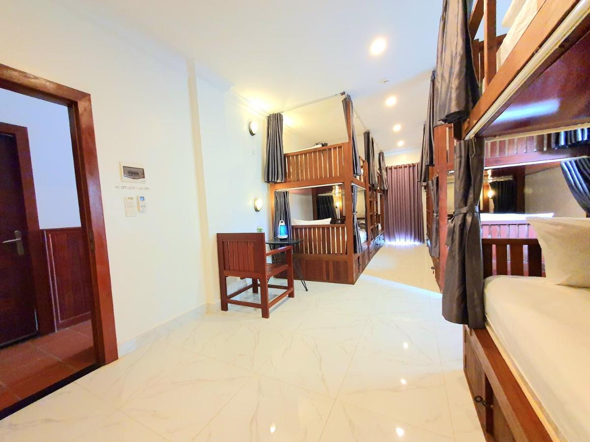Darling Pub Hostel Siem Reap Exterior photo