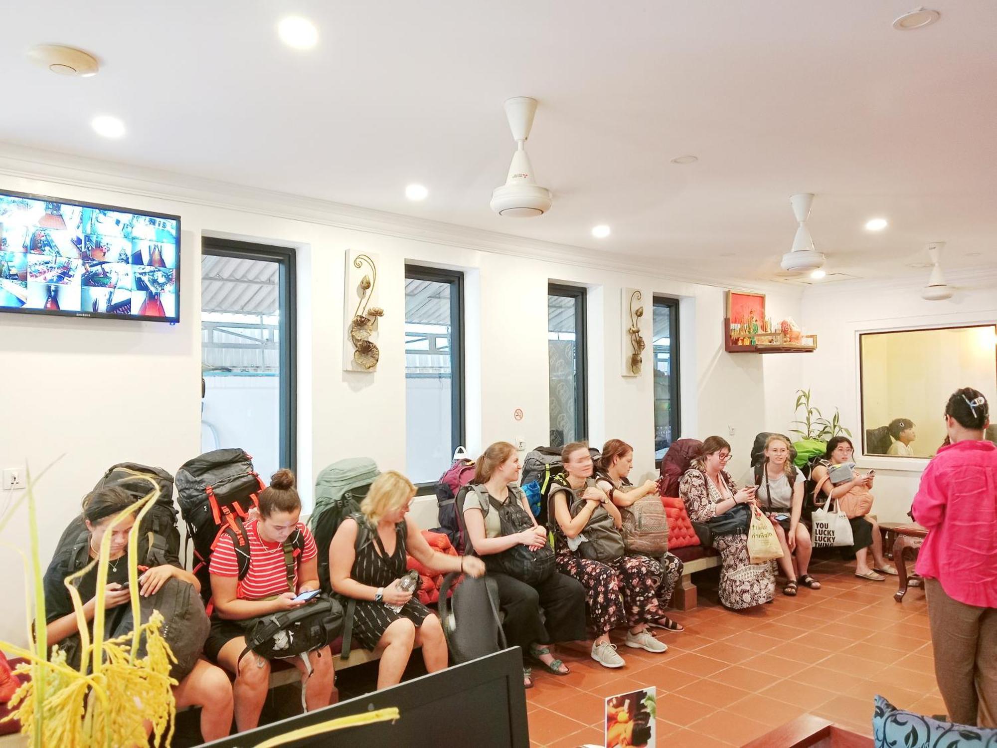 Darling Pub Hostel Siem Reap Exterior photo